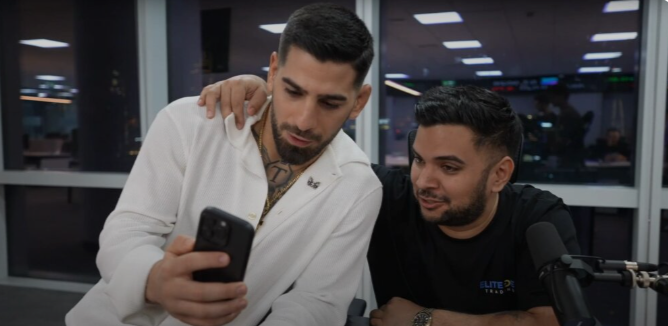 Pako Thawani de Elite del Trading con el campeon de las artes marciales mixtas Ilia Topuria